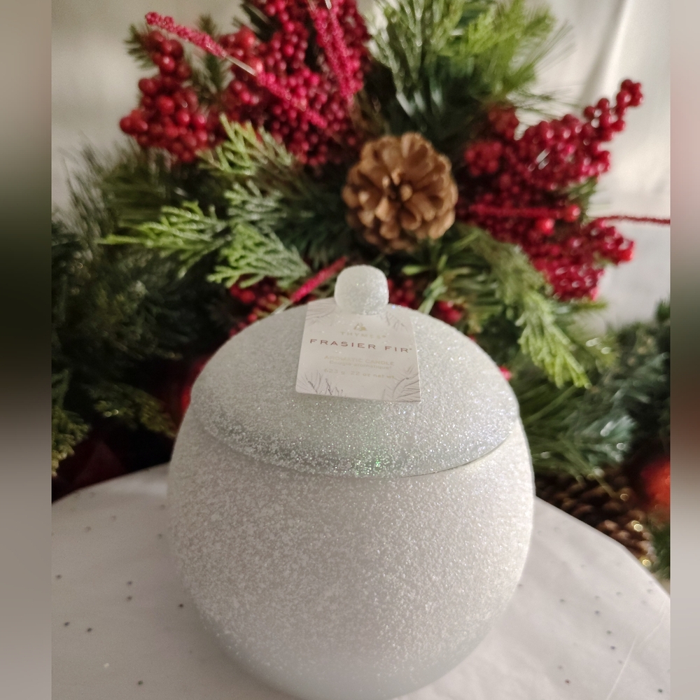 Frasier Fir Glitter Candle - 22 oz